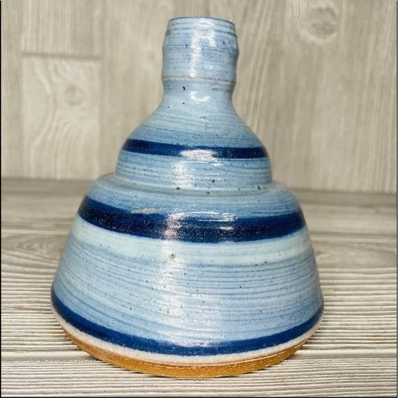 Blue glazed Reno pottery New York ceramic studio pottery artistic vase / jar